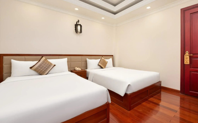 Diamond Hotel