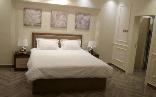 Tree Season Hotel & Resorts