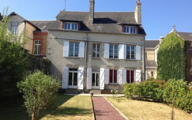 hotelImage