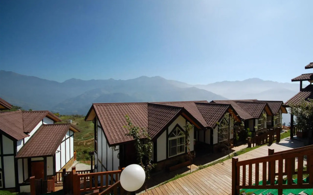 Sea of Clouds Vacation Villa