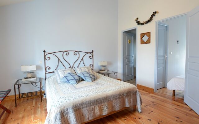 Le Mas des Hirondelles