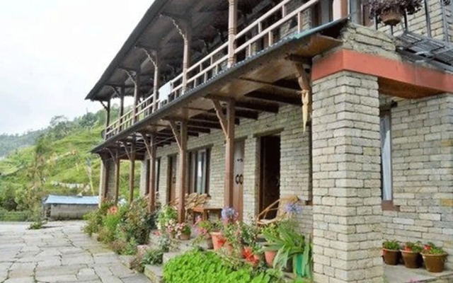 Dhampus Village Eco Lodge