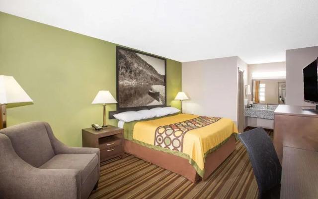 Super 8 Springdale AR