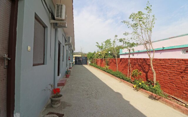 Corbett Junction By OYO Rooms