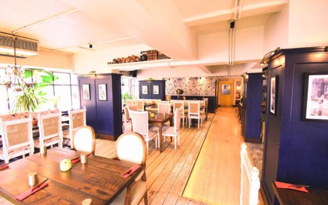 Kings International Juhu