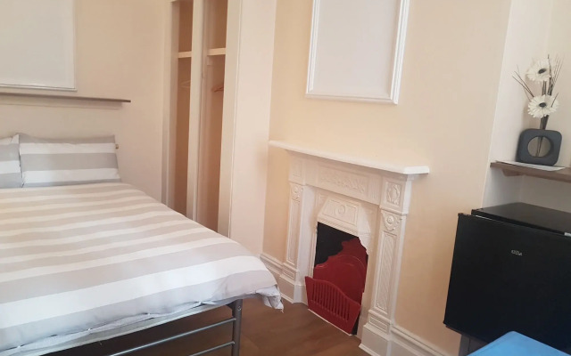 Glenfield Lodge Guest House