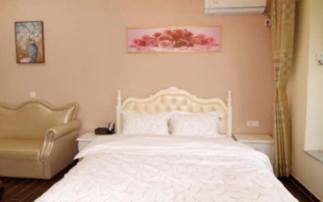 The Star Apartment  Hotel