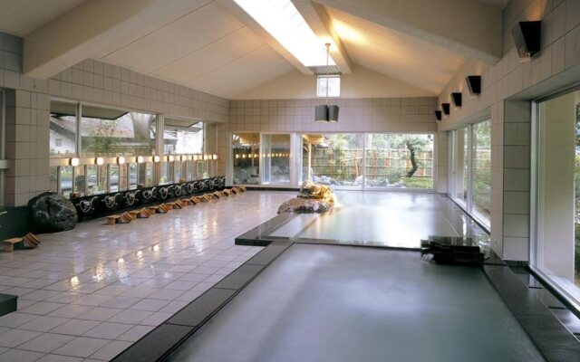 Shimobe Hotel