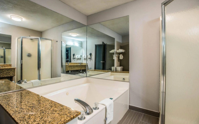 The Marco Hotel Lake Charles