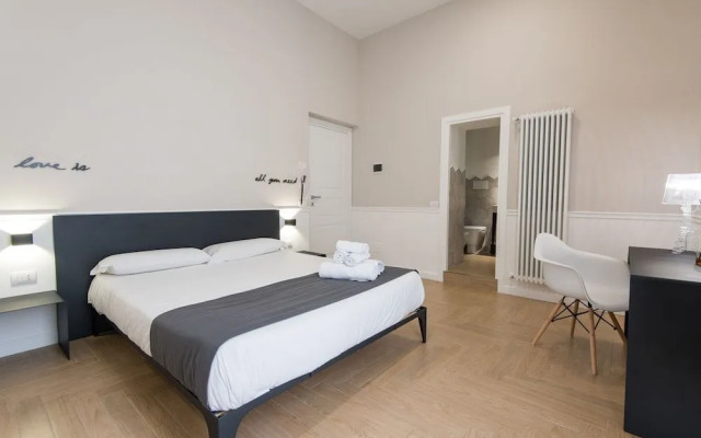 Отель Five Boutique Rooms