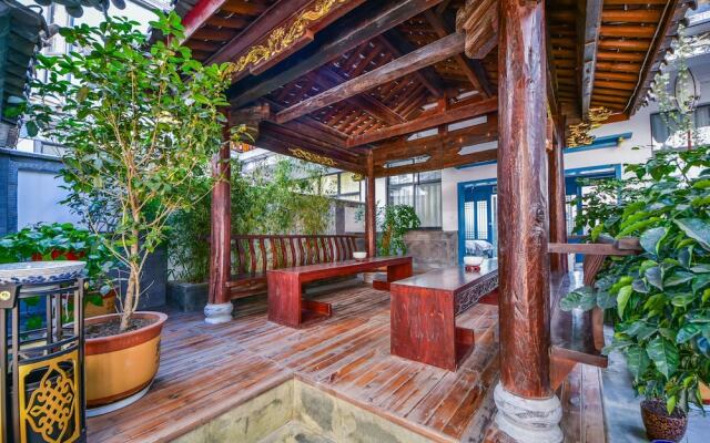 Floral Hotel Dali New Zhaoli