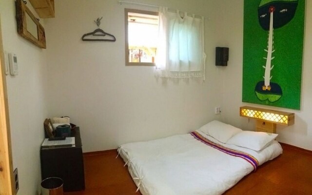 Jeonju Duool Nabirang Hanok Pension