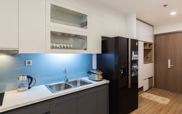 Sweet Apartment in Vinhomes Metropolis