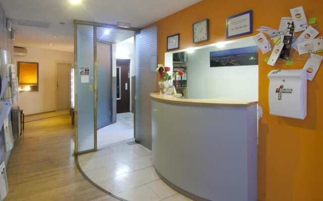 Residencia Universitaria Augusta