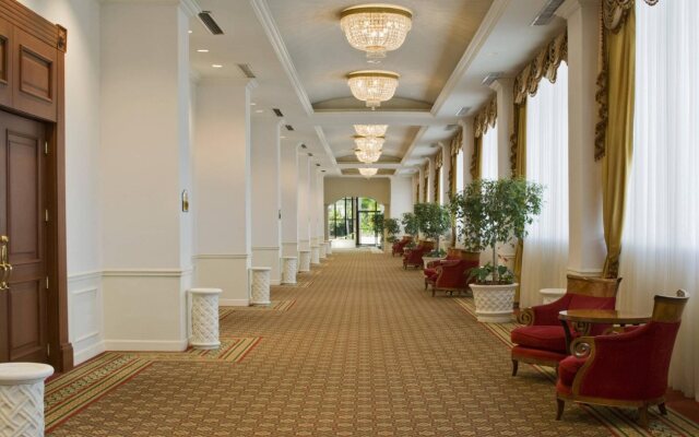 Sheraton Presidente San Salvador Hotel