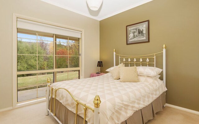 Alpine Mist - Spacious 5 bedroom home