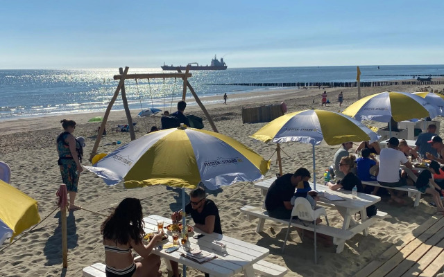 Näher am Wasser kann man nicht wohnen!