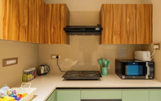 ELIVAAS Kamerios Brisa 1BHK with Jacuzzi
