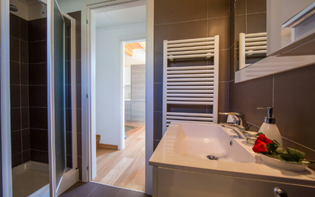 Paradiso del Lago B1