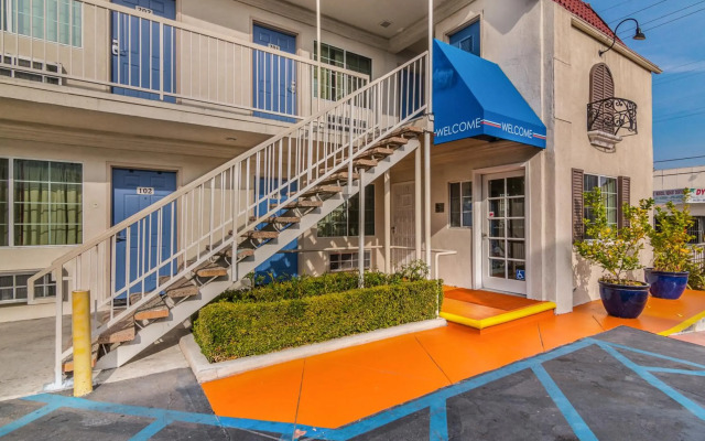 Motel 6 Gardena