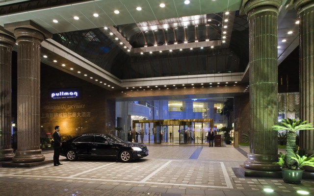 Pullman Shanghai Central-in XinTianDi & Yu Garden Area