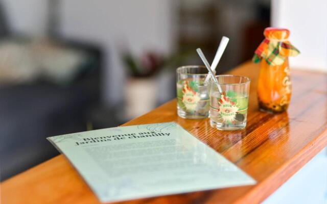 Les jardins de CHANTILLY -Bungalows avec jardins et piscines privées