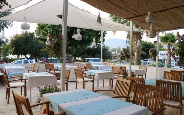 Otel Marinada