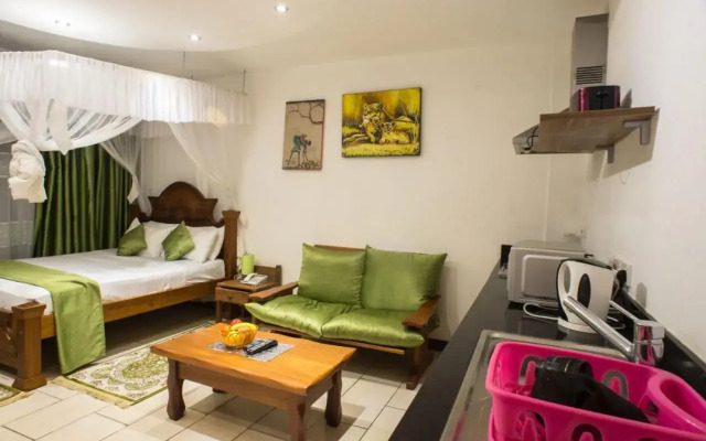 Modern Beachfront Studio Apartment B44