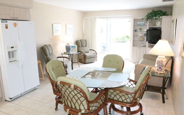 Jamaica Royale 005 - 2 Br Condo