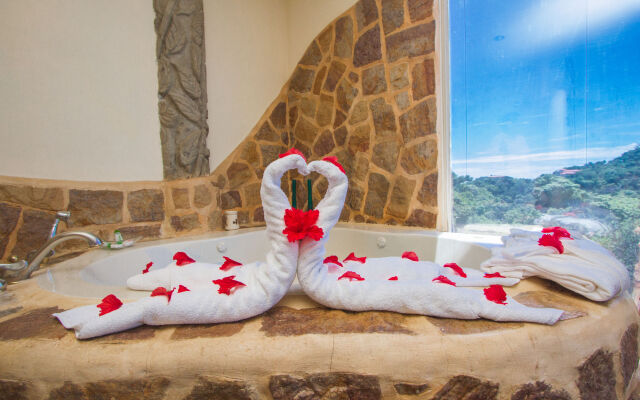 Issimo Suites Boutique Hotel & Spa - Adults Only