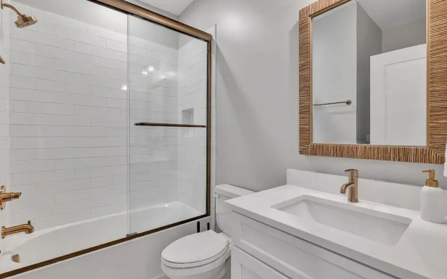 Alto-private Rooftop Deck-8 Mins to Broadway