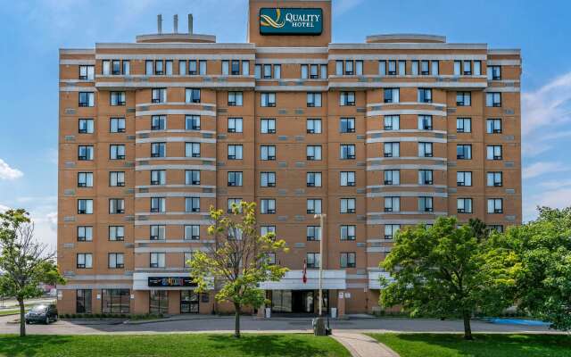 Quality Hotel & Suites Montreal East