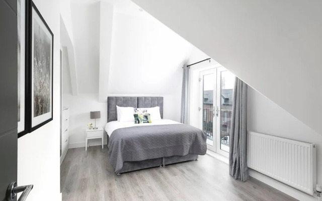 Skyvillion -vineyard Court- Enfield 1bed With Balcony