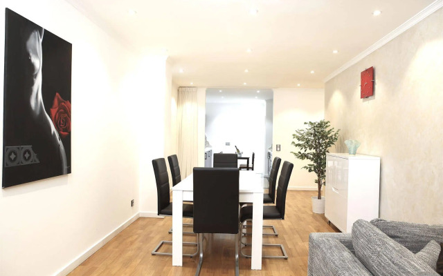 The Queen Luxury Apartments - Villa Cortina
