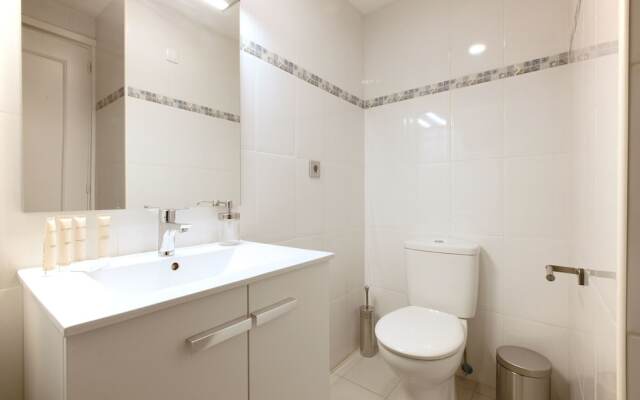 Minerva Suite II by Madflats Collection
