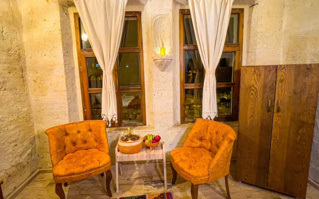 Heritage Cave Suites
