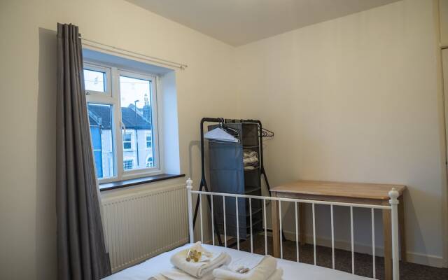 67 Hafton Road
