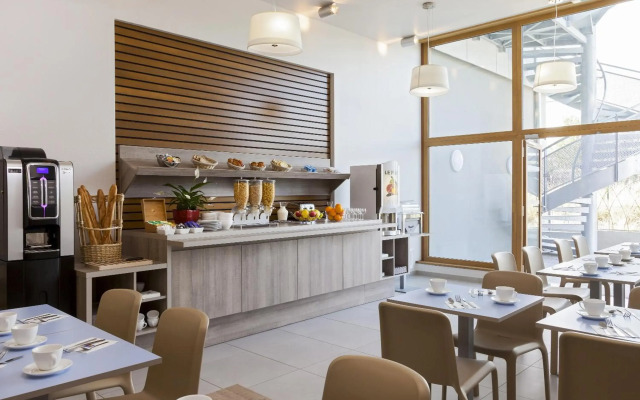 Nehô Suites Porte de Genève - Gare Annemasse