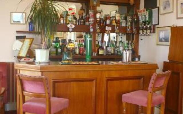 Fieldhead Hotel