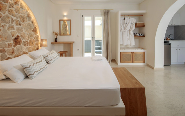 Proteas Hotel & Suites
