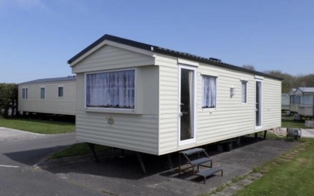 Lovely 2 Bedroom Static Caravan Brean, Somerset