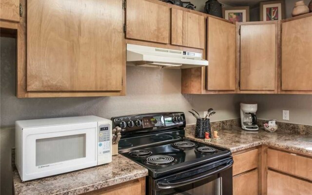 Riverside House - Three Bedroom Cabin