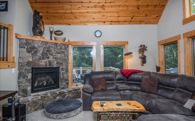 Canopy Escape 3 Bedroom House