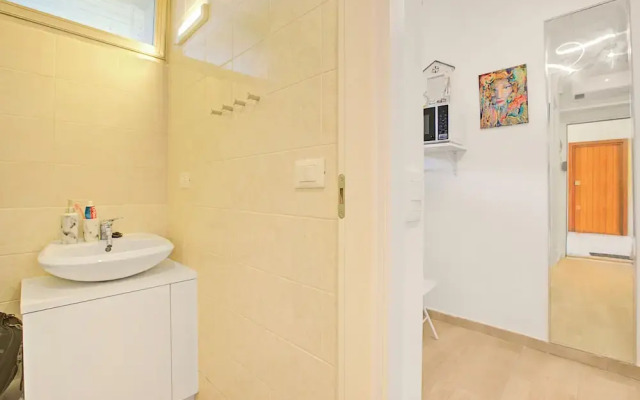 Jolie Sur La Mer - Petit Studio
