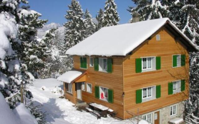Chalet Good