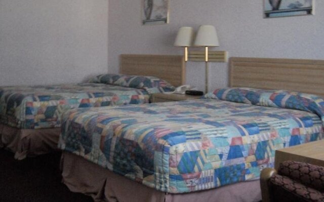 Palms Courtyard Inn