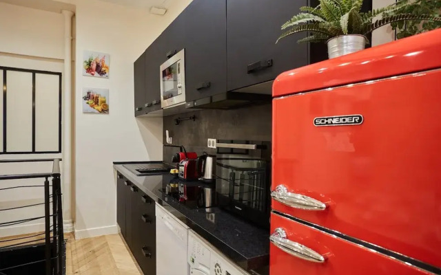 Sublime Apartment in the Heart of Paris 10 People
