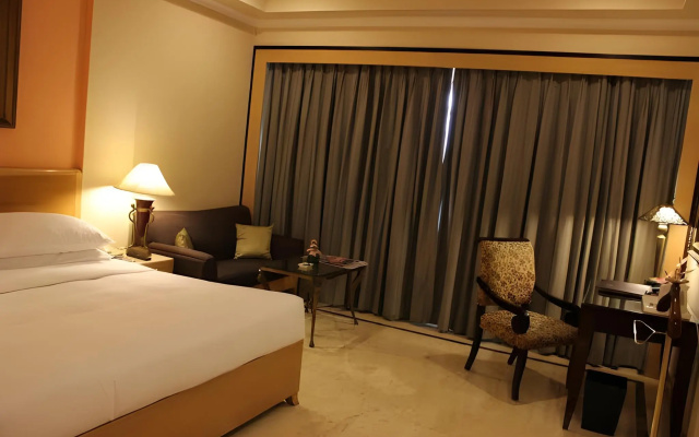 The Hans Hotel New Delhi – Guest Rooms – New Delhi