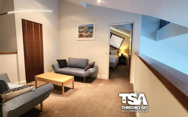 The Peak Penthouse 8