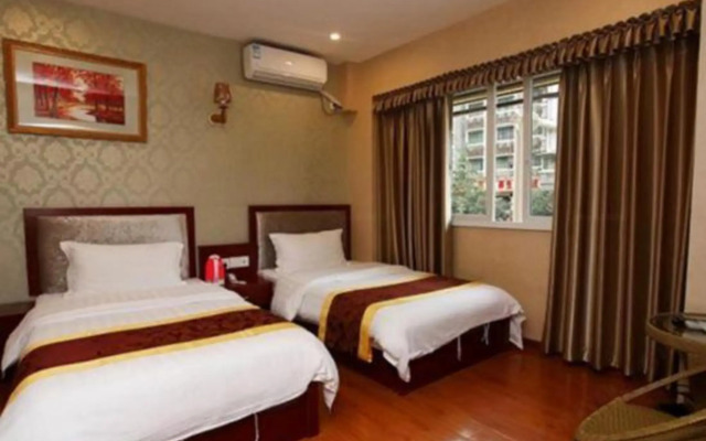 Chongqing Tinya Hotel (Nanhua Middle School)